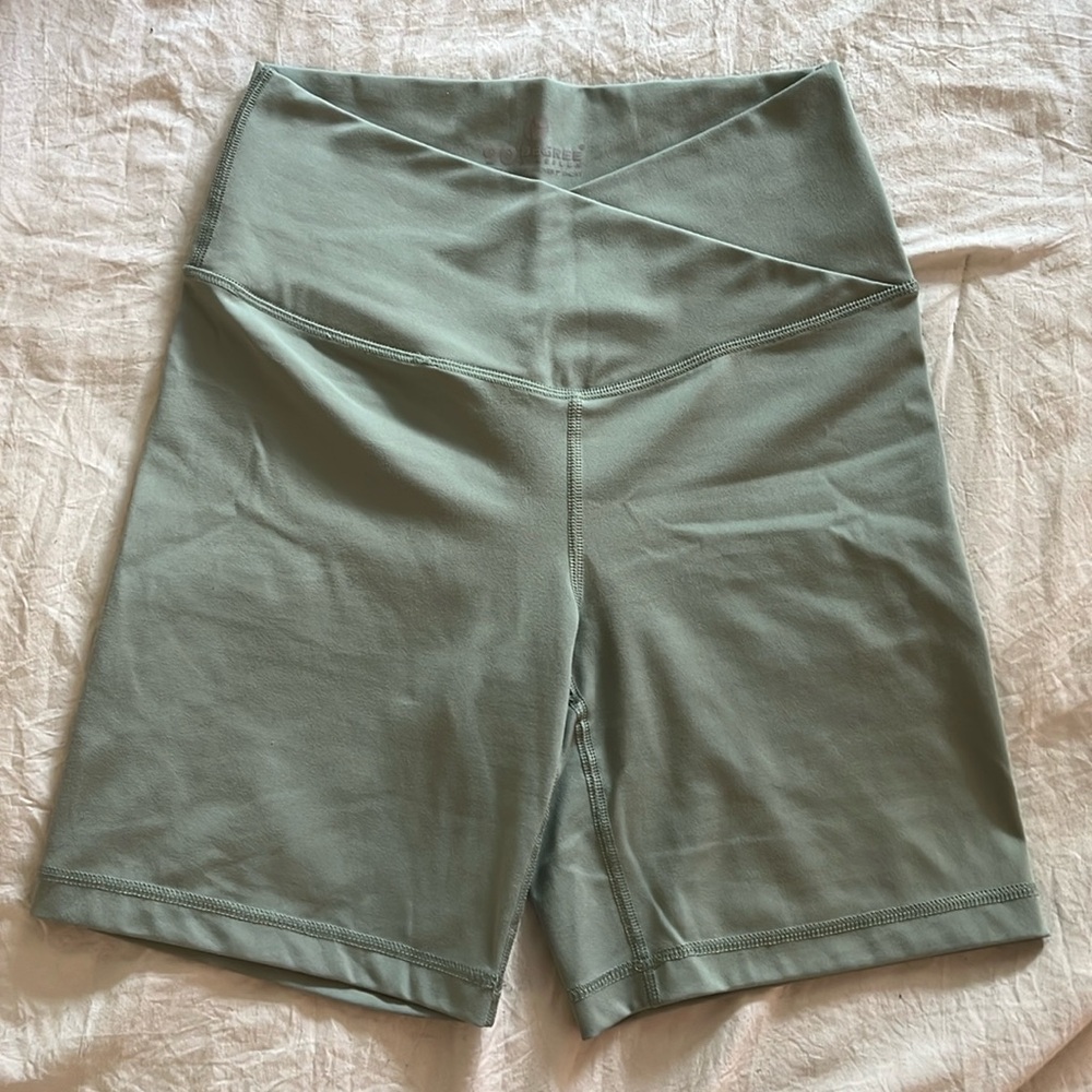 Light Green Crossover Bike Shorts